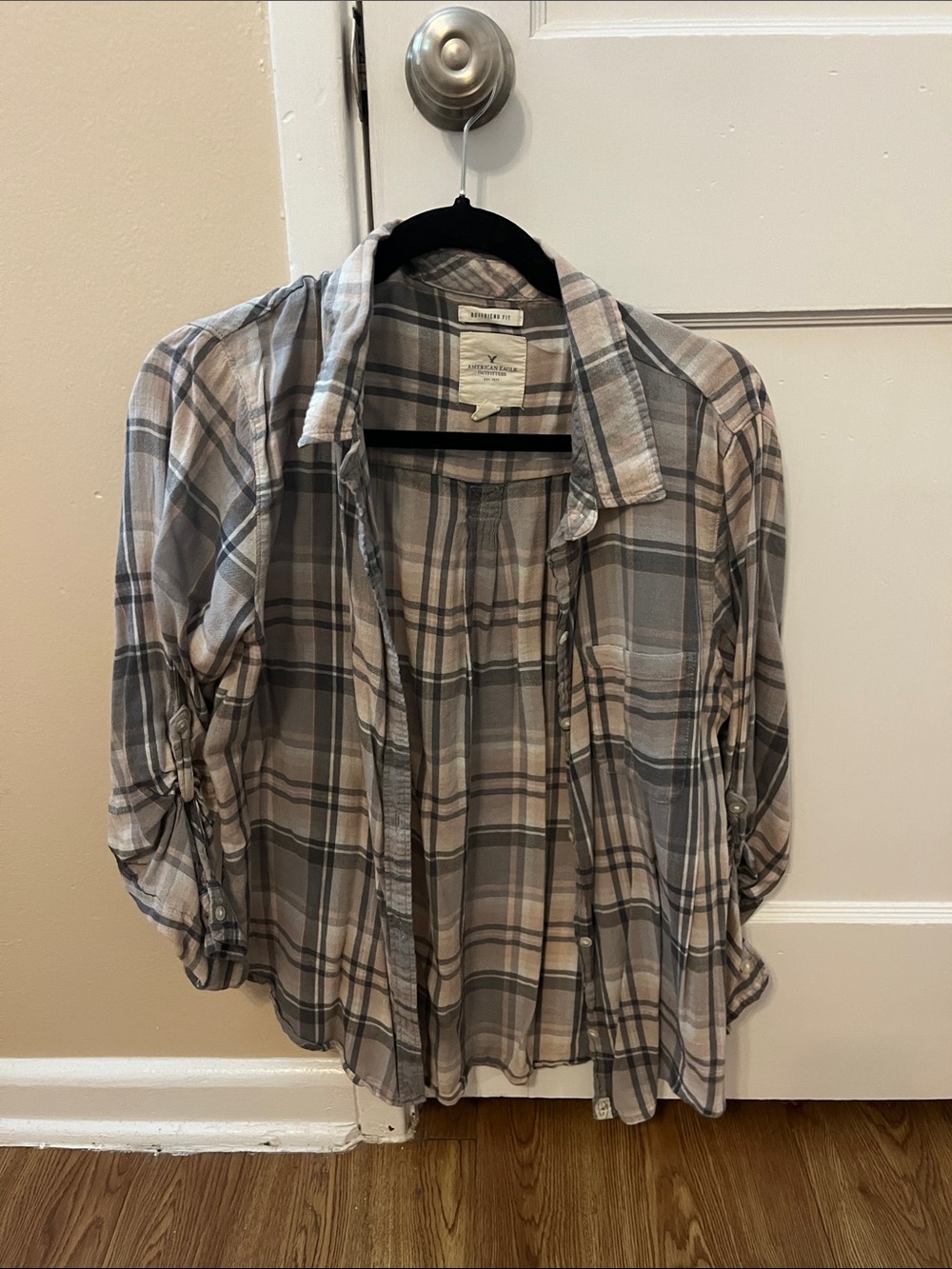 Mossimo Supply Co. Men's Light Gray and Cream Plaid Flannel